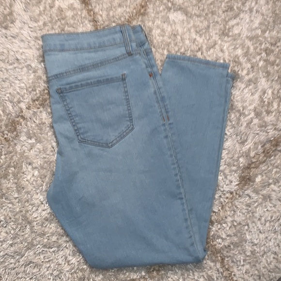 Old Navy Women’s Super Skinny Light Wash Jeans. Size 14 - Picture 2 of 7